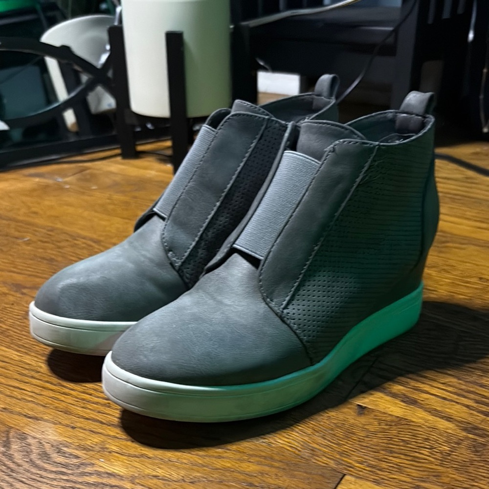 Gray DreamPairs Slip-On Wedge Sneakers